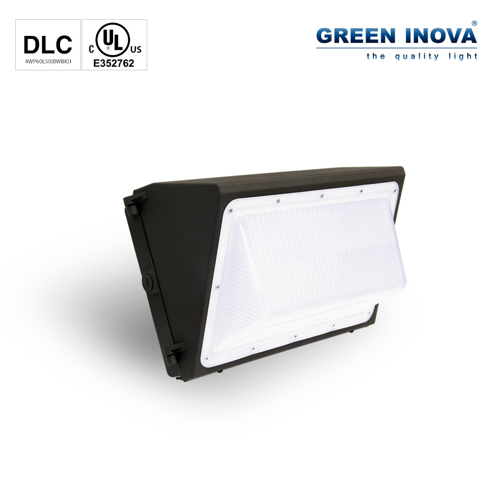 Solar wall pack lightwith 6 years warranty and UL CUL approved