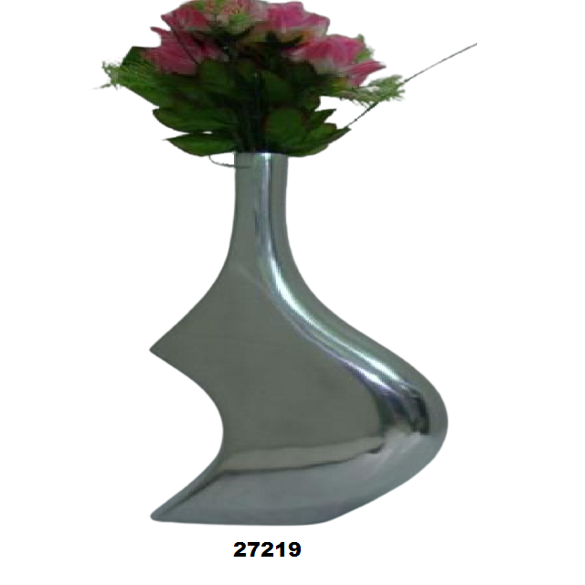 Cast Aluminum Flower Vase With Special Opening Design Mirror Polished Available in Matte Finished Also