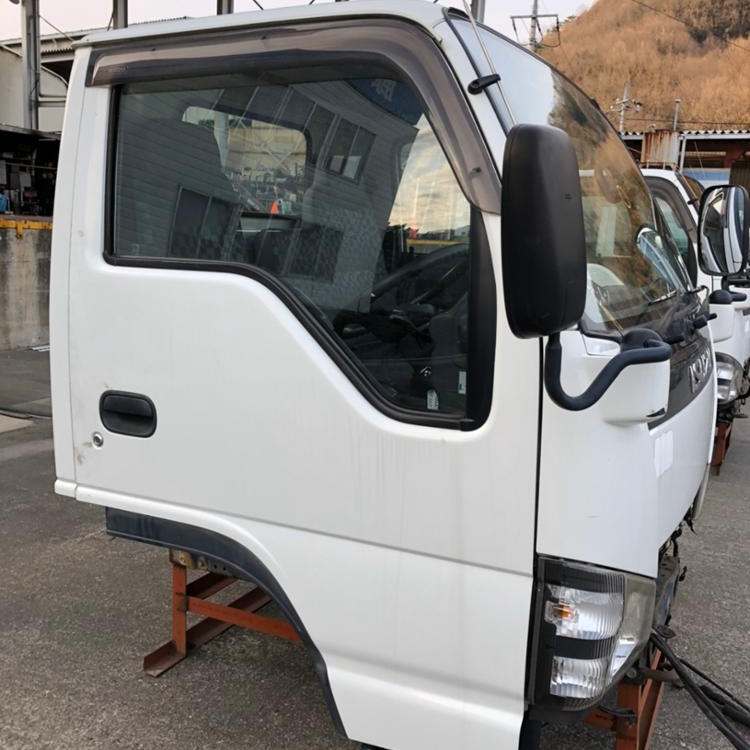 Запчасти для кузова грузовика б/у салона ISUZU для оптовой продажи