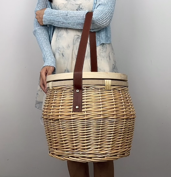 Handmade Insulated Compartment with Lid Outdoor Round Camping Wicker Willow Hamper Picnic Basket With Cooler
