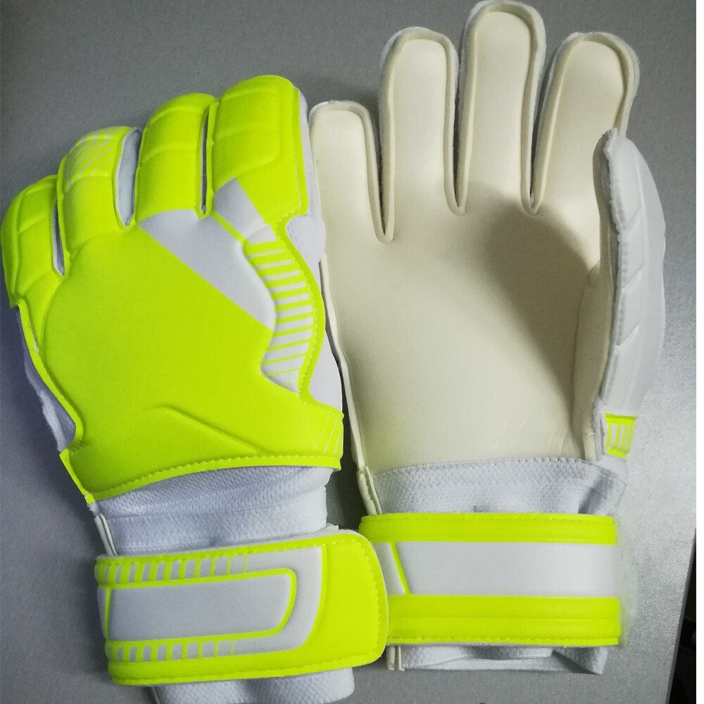 High Quality Men Soccer Goalkeeper Gloves Professional Sport Football Latex Goalkeeper Gloves Finger Protection Breathable Hot