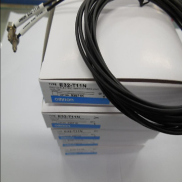 Новый и оригинальный Omron NX-ID3417 (NXID3417) модуль расширения PLC, 4 цифровых входа постоянного тока PNP, свободная работа, 12 мм, 12-24 В, серия NX