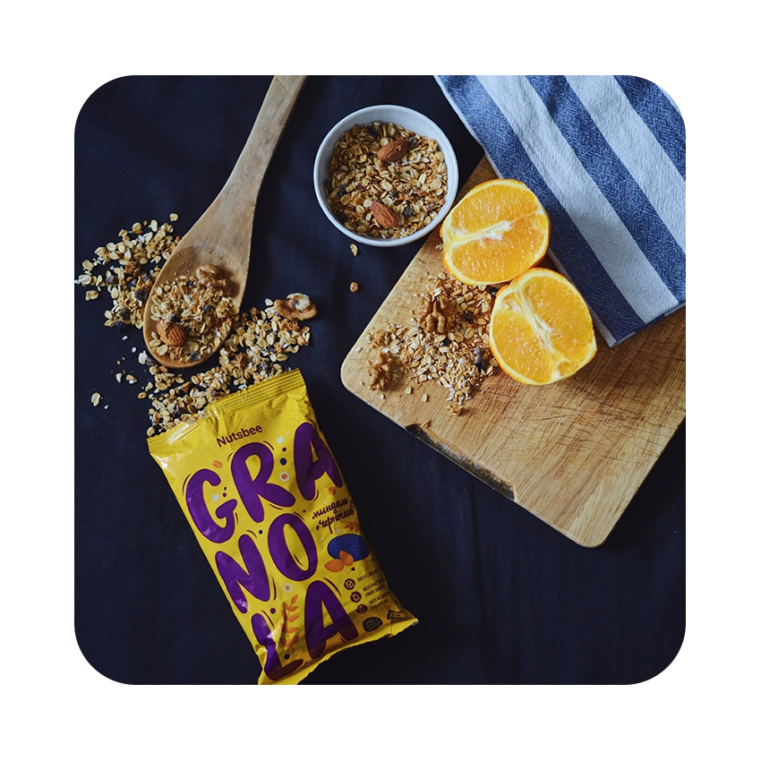 Купите здоровую пищу от производителя-Granola, закуски/хлопья для завтрака, вкус «миндаль + секаторы», без добавления сахара, упаковка 200 г