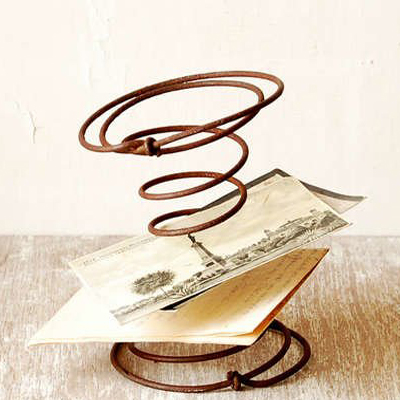 Vintage Rusty Metal Iron Wire Letter Paper Holder Desk