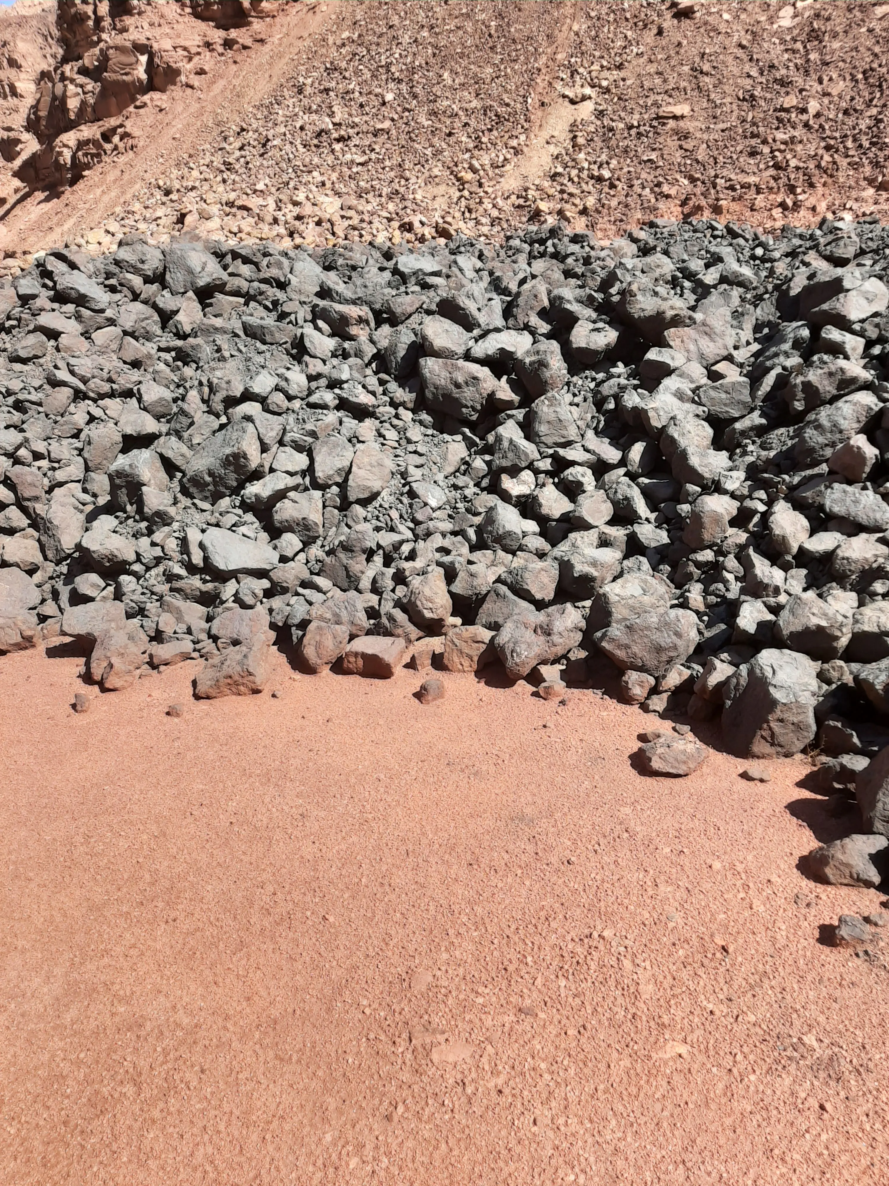 Manganese ore with high Iron Mn+Fe> 50%
