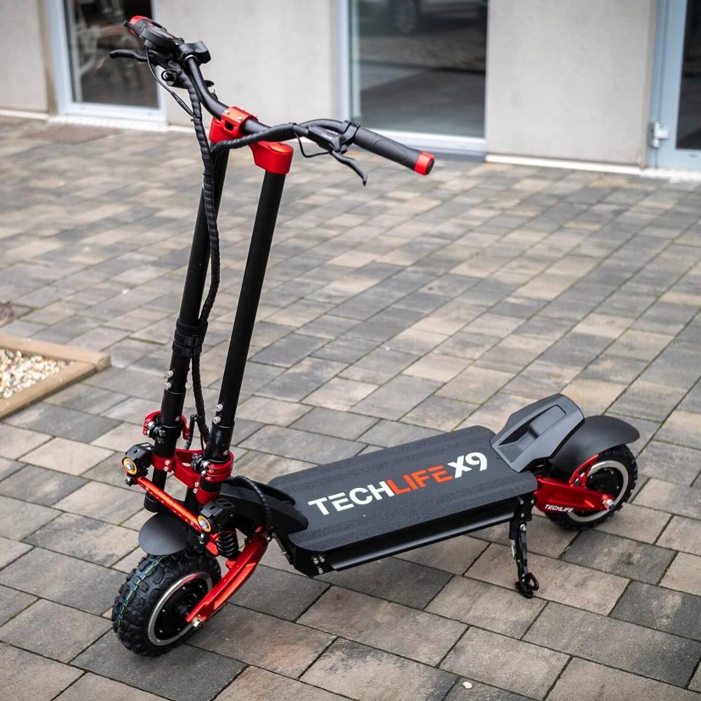 Affordable Best Price x9 Extreme Electric Scooter 32Ah/72V Power 2x3000W ZERO 11X