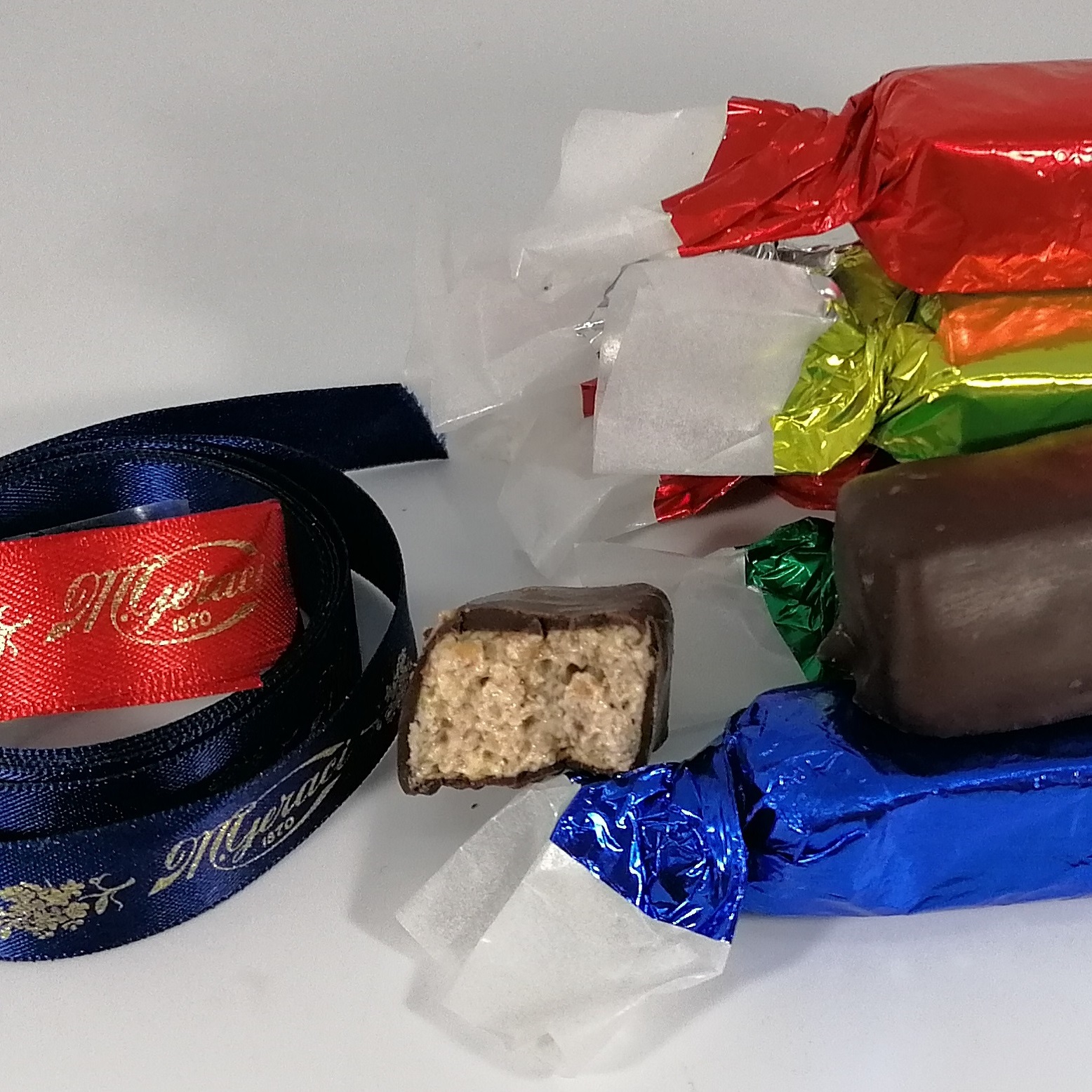 Традиционный итальянский продукт Torrone Morbido Nougat Bar-мягкий сладкий шоколад с крышкой на основе миндаля и меда