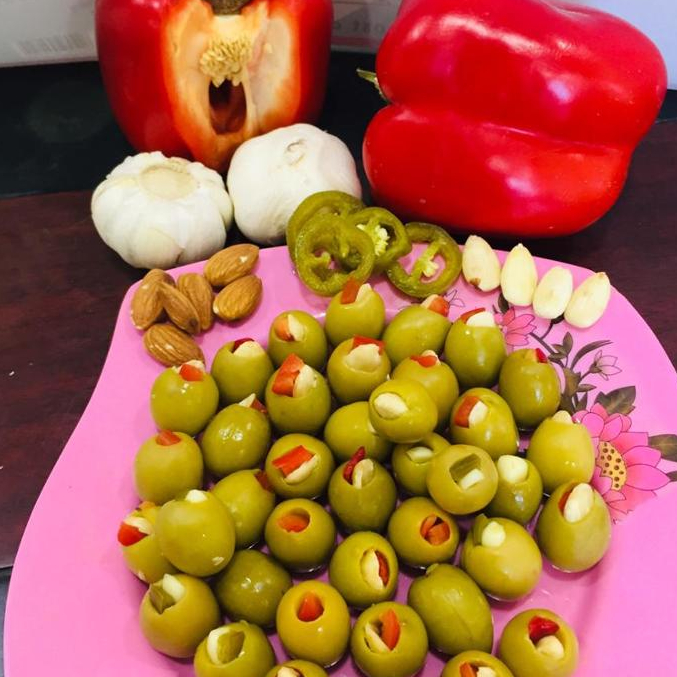 Оливки с перцем