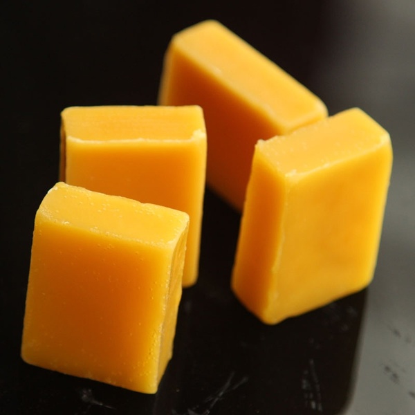 Best Quality yellow white Beeswax food grade 100% pure Natural beeswax