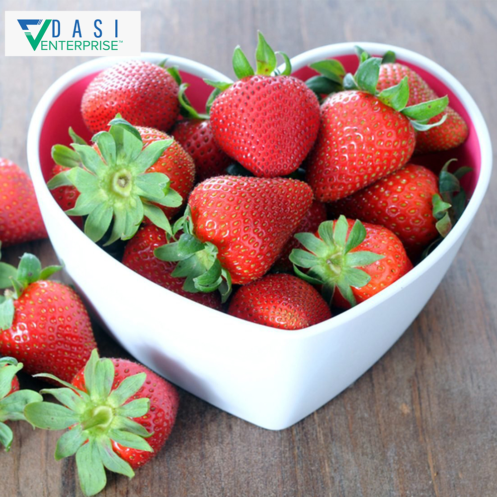 Original South Africa's Health Worthy Fresh Organic Strawberry Available At Minimal Cartoon Price