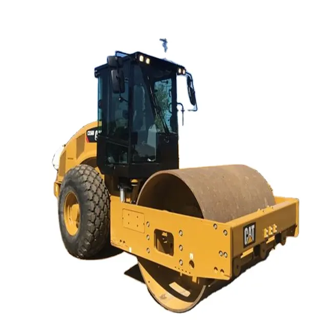 Б/у дорожный каток CAT CS56, гусеничный каток CS56B