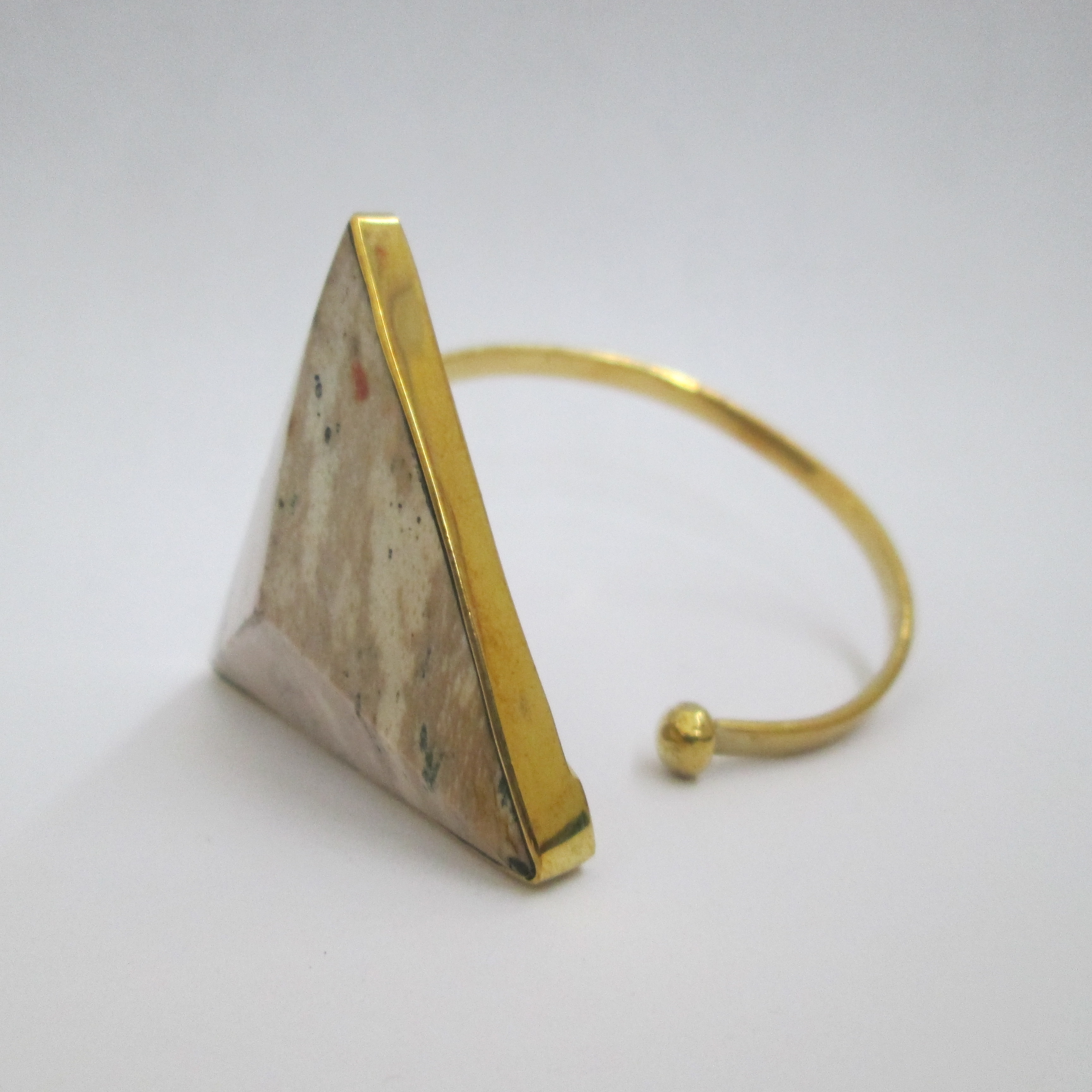 Napkin Ring Pyramid Petrifiedwood
