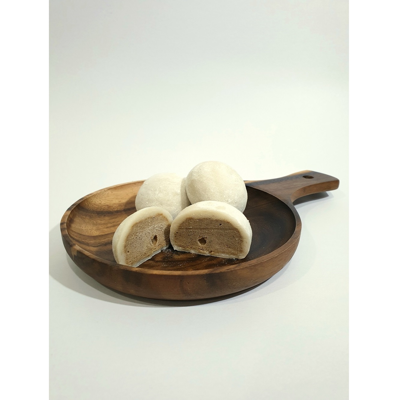 Delicious Rice Dough Coffee Dairy Products Beverage Round Ball Soft Milk OEM/ODM Mochi Ice Cream Mocha Flavor