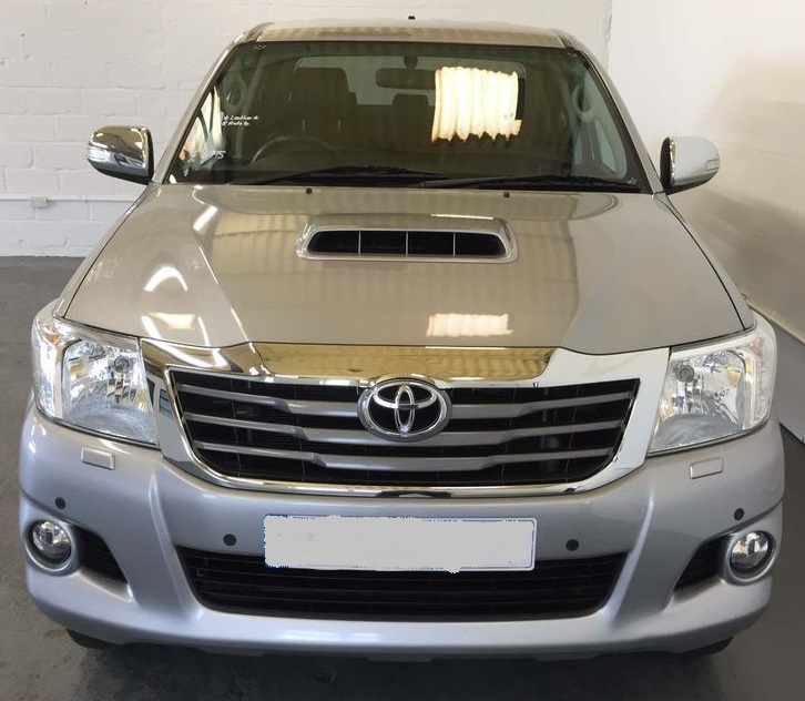 Чистый HILUX 4WD для продажи