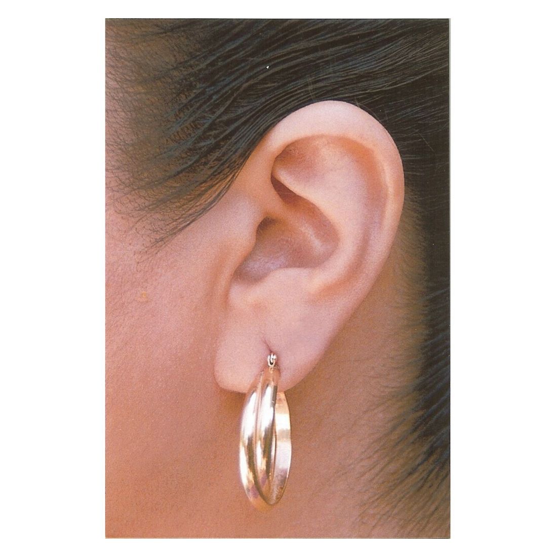 Lobe Wonder Clear пластырь с диском для рванных ушных мочек поддерживает ношение тяжелых проколотых серег с рваными ушными мочками.