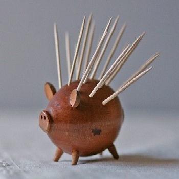 PIG IRON TOOTHPICK HOLDER CREATIVE MINI TOOTHPICK CASE METAL HIGH QUALITY TOOTHPICK HOLDER