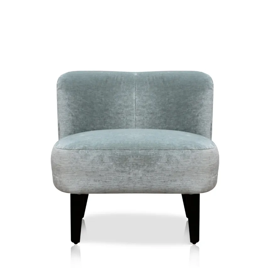 High quality Made in Italy Fully upholstered armchair with wooden legs fully customizable