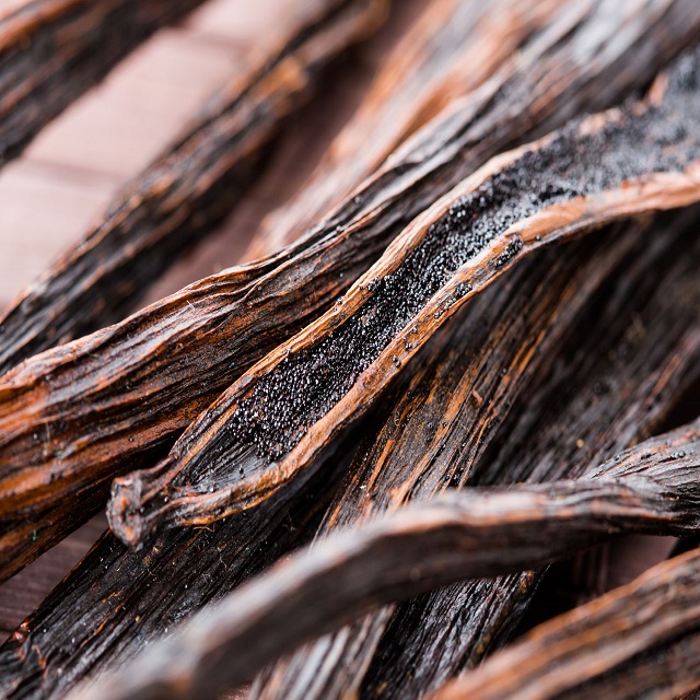 High Quality 14-18cm Grade A Madagascar Vanilla Beans with Good Price Hot sale products