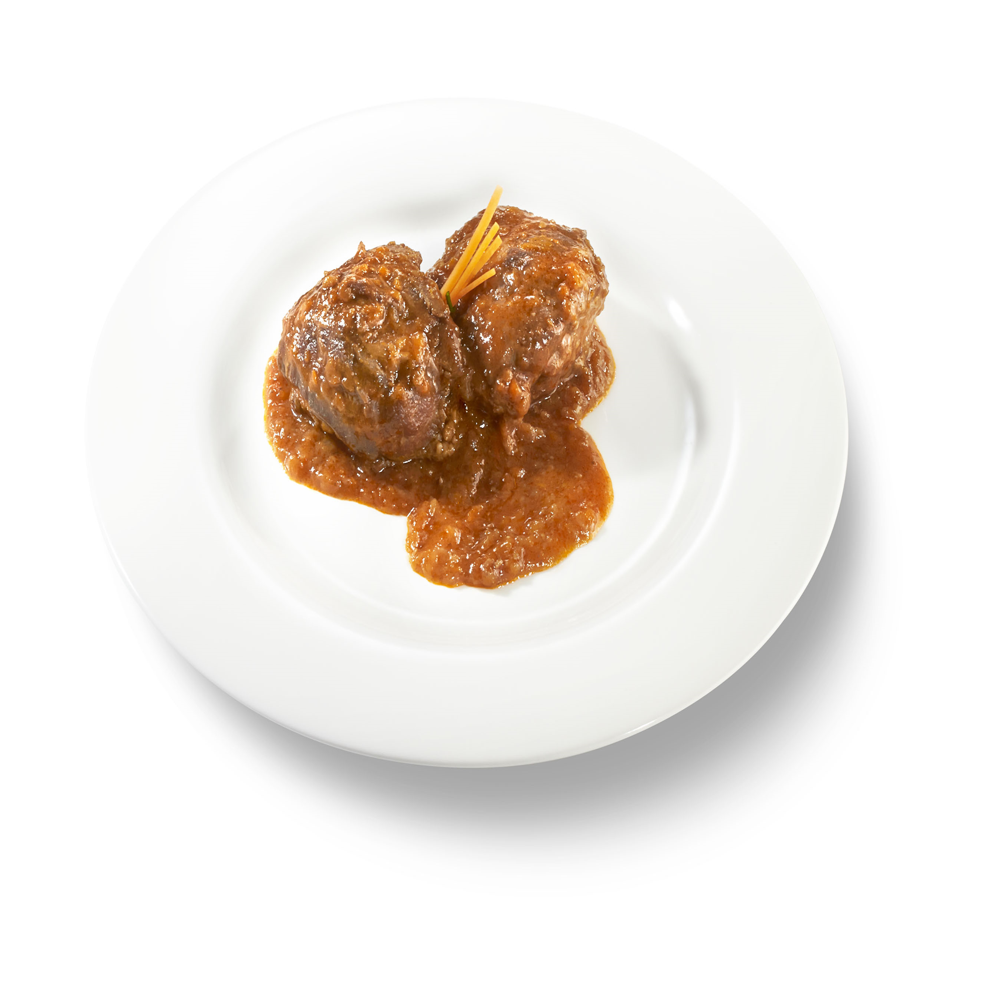 Meat dishes ready to eat: Pork cheek stewed /Beef shank stewed with potatoe puree /Chicken in garlic with vegetables
