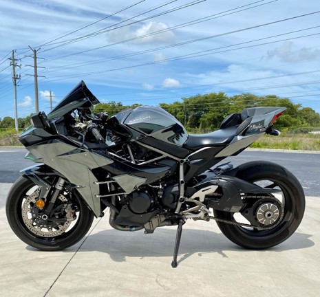 AFFORDABLE SPORTBIKE Used 2016 Kawasaki Motorcycle Ninja H2