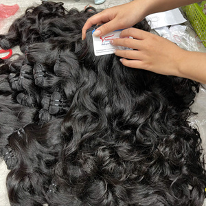 Trama ondulada natural de doble dibujado Cabello humano de Vietnam Paquete ondulado de cabello vietnamita crudo - Product Image 2