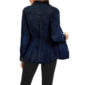 Chaqueta vaquera de mujer de fabricante personalizado OEM-Diseño de botón de estilo casual de algodón ligero de manga larga con 2 bolsillos verano - Product Image 5