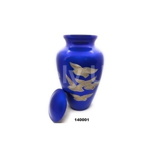 Urna grande para adultos de cremación azul con pájaros grabados en oro para cenizas humanas con bolsa de terciopelo gratis - Product Image 1