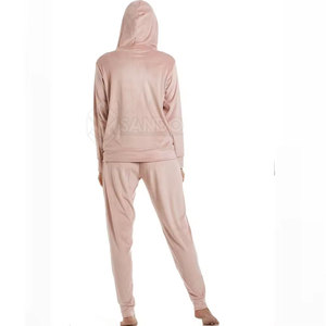 Survêtement en velours d'extérieur grande taille pour femmes Logo personnalisé à capuche motif solide matériau durable dernier style pour l'hiver - Product Image 2