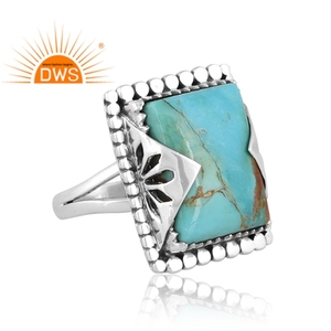 Vente chaude en argent sterling oxydé naturel Kingman Turquoise Gemstone Déclaration Bague Fabricant de bijoux personnalisés - Product Image 3