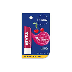 Baume à lèvres à la cerise pour des lèvres hydratées et brillantes Nivea Lip Balm Cherry Shine  Lèvres d'apparence saine - Product Image 2