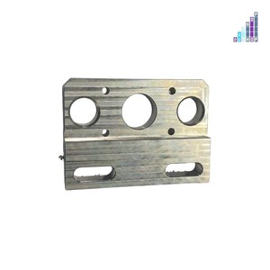 Piezas de metal mecanizadas CNC Calidad superior y precisión en Vietnam - Product Image 3