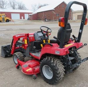 MASSEY FERGUSON GC1723E Tractor con cargador frontal - Product Image 4