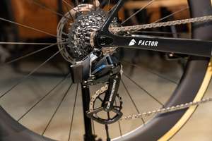 ENVÍO GRATUITO Bicicleta de Carretera FACTOR OSTRO VAM 2.0 ULTEGRA Di2 2025 - Product Image 5