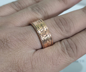 Anillo Magnético de Cobre 99.9% con Grabado Floral Antiguo, Logotipo Personalizado, Estilo Europeo, Regalo Empresarial, Año Nuevo, Unisex - Product Image 3