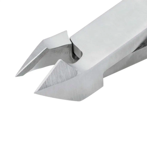 Cortacutículas Profesional de Acero Inoxidable, Pinza para Uñas con Apertura de Mandíbula Ancha y Curva, para Uso en Casa o Salón de Belleza - Product Image 4