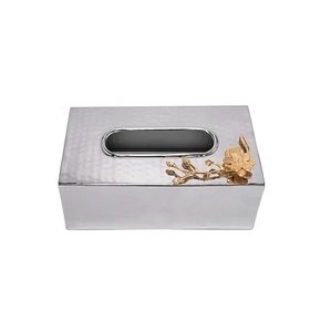 Boîte à mouchoirs en acier inoxydable artisanale, décoration de table, porte-mouchoirs en papier argenté pour la maison et les mariages - Product Image 1