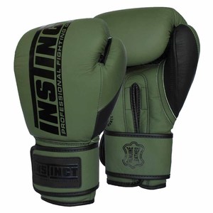 Gants de boxe d'entraînement de prédateurs durables en cuir de qualité supérieure pour adultes poignées de compétition respirantes et imperméables avec logo personnalisé - Product Image 1