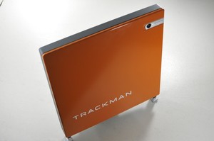 Simulateur de golf LaunchS Monitor de haute qualité à 100 %, moniteur de golf à double radar disponible en stock - Product Image 2