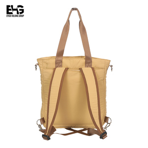 Sac fourre-tout minimaliste pour femme avec logo personnalisé, idéal pour les trajets urbains, le shopping et les voyages – Design polyvalent pour collection de <span class=keywords><strong>marque</strong></span> - Product Image 2