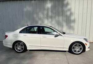 Mercedes-Benz Classe C 350 Sport del 2010 usata in vendita a basso prezzo - Product Image 5