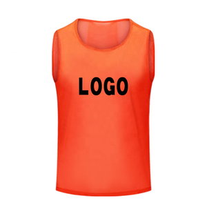 Maillots d'entraînement de football à prix abordable, 100 % polyester, tissu en maille respirant, sans manches, avec logo frontal - Product Image 1