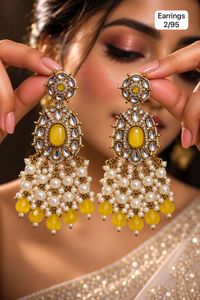Boucles d'oreilles pendantes Kundan en imitation perle, plaquées or, motif floral, bijoux tendance pour femme, pour fêtes et mariages - Product Image 4