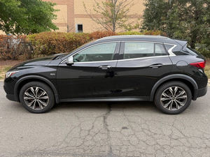 INFINITI QX30 PREMIUM AWD LHD/RHD 2018 USADO - Product Image 3