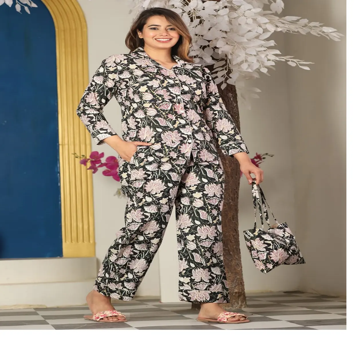 Tùy chỉnh thực hiện bông in đêm ăn mặc, có sẵn trong các kích cỡ cho trẻ em gái và phụ nữ trên cơ sở màu đen vải & in hoa. Để bán lại.