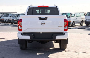 Nissan Navara 2024 USADO, 190HP, 4x4, 4 Cilindros, Motor de Gasolina, Volante a la Izquierda, Transmisión Automática - Product Image 4