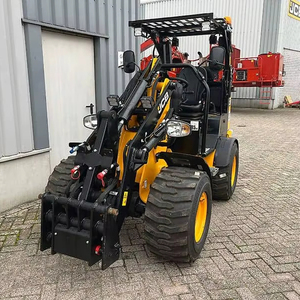 Minicargadora eléctrica con ruedas ZERO EMISSION JCB 403 con batería de litio para manejo agrícola y paisajismo - Product Image 6