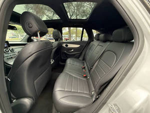 Mercedes-Benz GLC GLC 300 de 2019, Usado en Buen Estado - Product Image 3