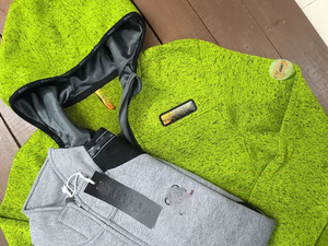 แจ็กเก็ตผ้าฝ้าย100% ของผู้ชายฤดูใบไม้ร่วงและฤดูหนาวปักลายทางมีซิปลายทาง - Product Image 1