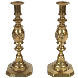 Juego de 2 portavelas de latón macizo Vintage más vendidos, portavelas decorativo de mesa pulida brillante, soporte a precio mayorista - Product Image 6