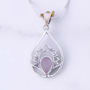 Hermoso colgante de plata esterlina 925 de diseño hecho a mano con fabricación de joyas de piedras preciosas - Product Image 3